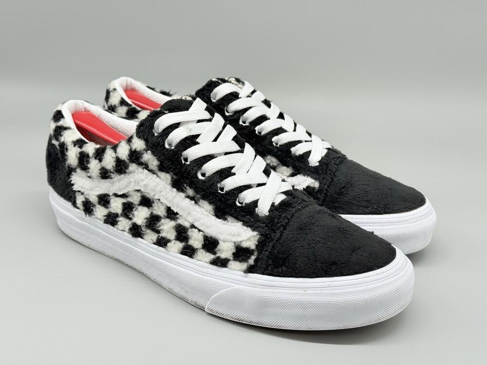 Vans Old Skool Sherpa Fur Checkerboard Casual Skate Shoe Mens Size 7.5 Womens 9